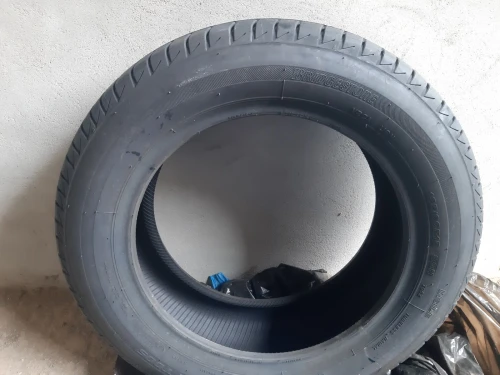 BRIDGESTONE TURANZA 005  185/60R15 XL 88H