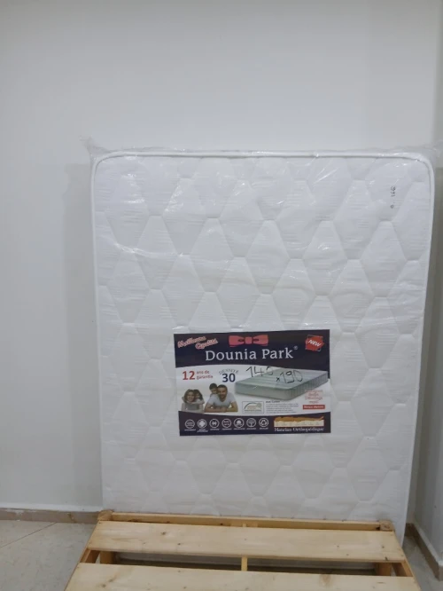 Vend matelas orthopédique neuf de lux