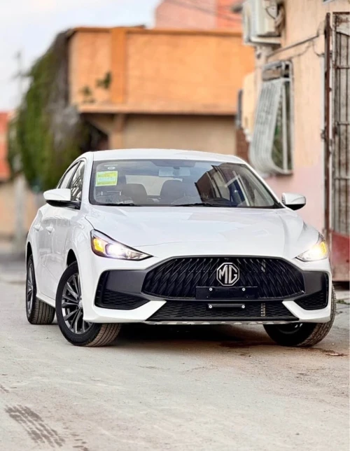 MG MG5 2025 Normal