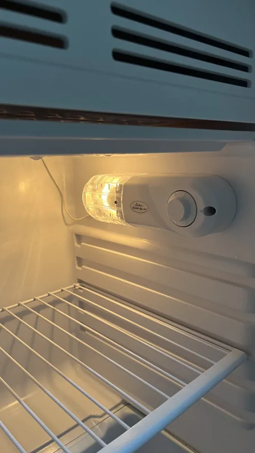 Réfrigérateur compact RAYLAN 122L en très bon état