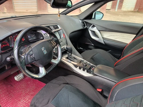 DS DS5 2014 DS5