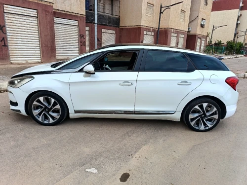 DS DS5 2014 DS5
