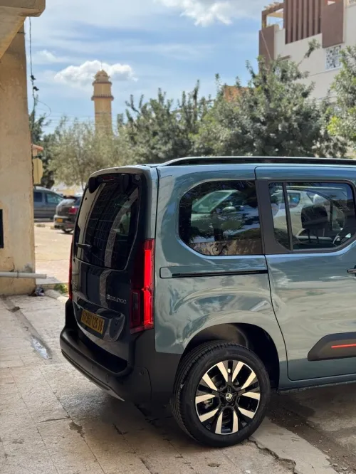 Citroen Berlingo 2025 XTR