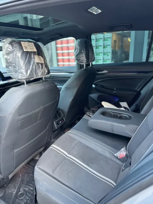 Volkswagen Golf 8 2025 R-Line 50 Years Legend Edition 