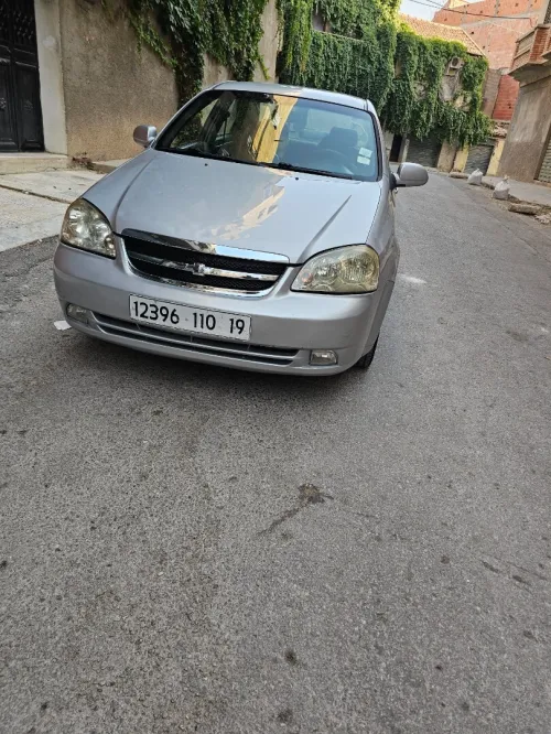Chevrolet Optra 4 portes 2010 Optra 4 portes