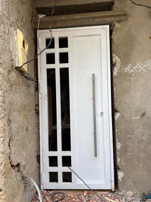 Entreprise de construction et de réalisation مقاول بناء