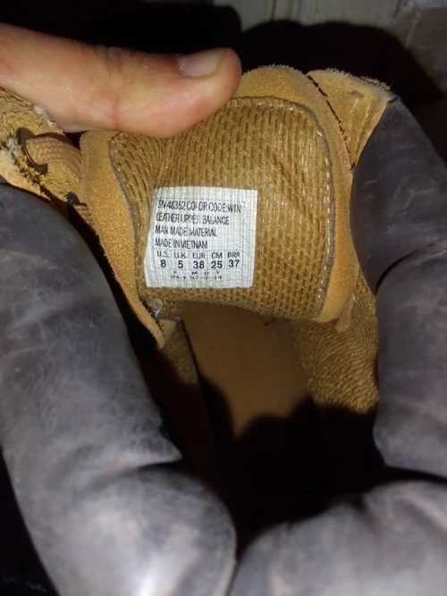 Bottes marque "Skechers"