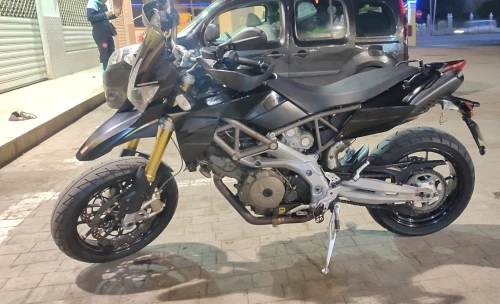 Aprilia Dorsoduro 750cc 2011