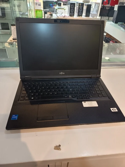 Fujitsu Lifebook E5511 i5 11th 16GB 512SSD 15.6FHD