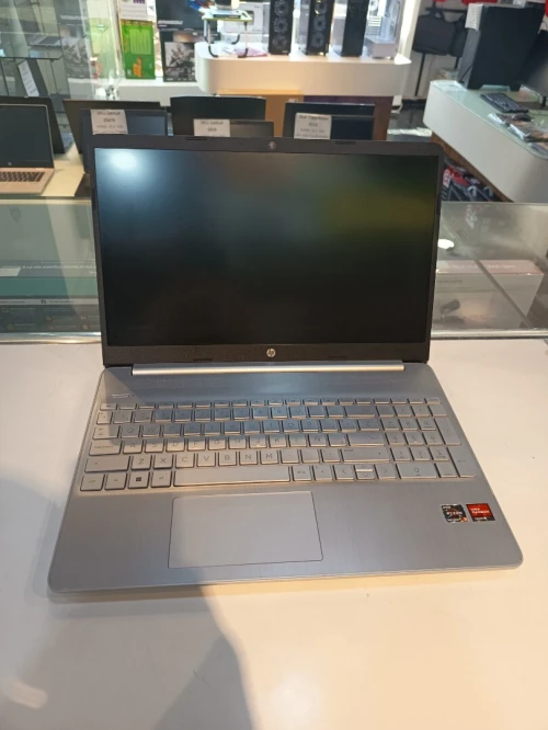HP 15 Ryzen 3 5300U 8GB DDR4 512SSD 15.6FHD