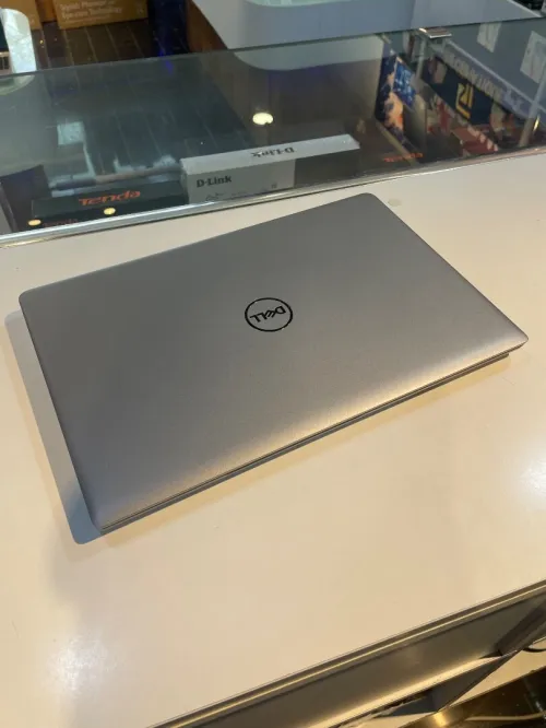 DELL LATITUDE 5550 ULTRA 5 16GB DDR5 256SSD 15,6FHD AZERTY