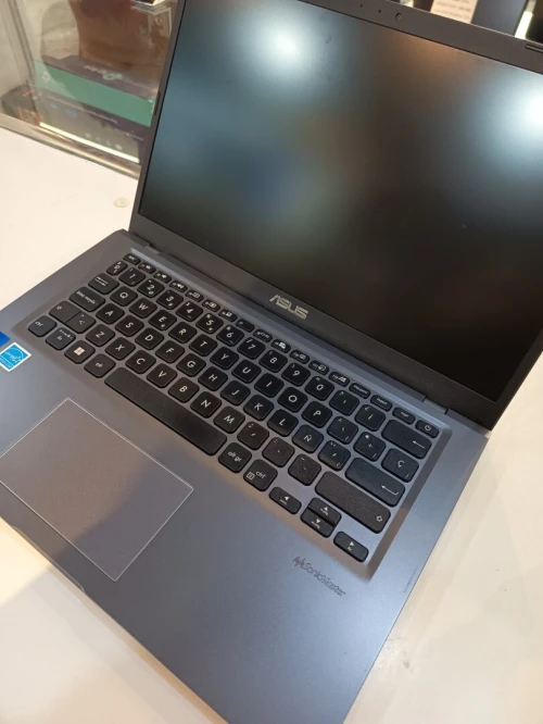 Asus NoteBook P1412 i5 11th 8GB DDR4 256SSD 14FHD