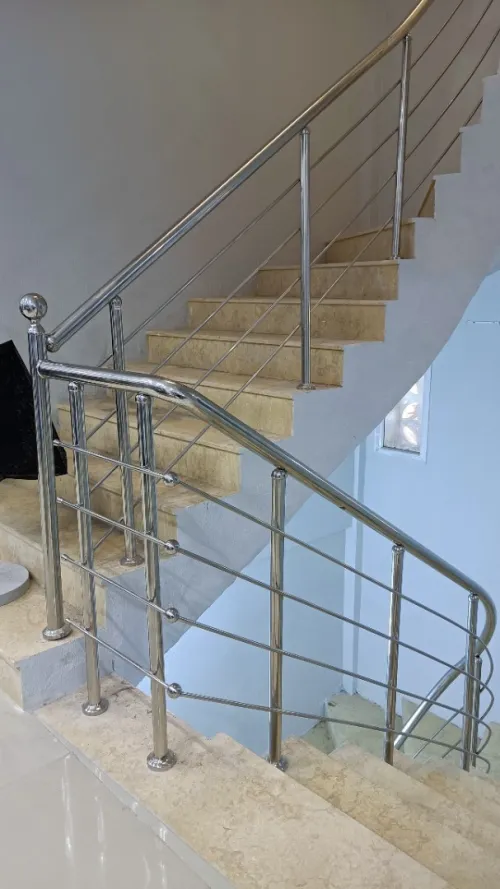 rampe d'escalier en inox