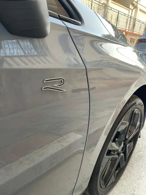 Volkswagen Golf 8 2025 R Black Edition 