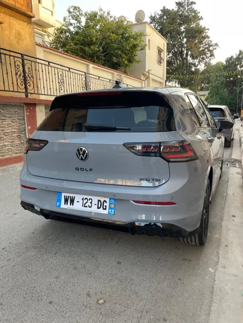 Volkswagen Golf 8 2025 R Black Edition 