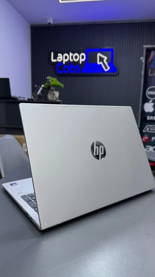 HP PROBOOK 460 G11 INTEL ULTRA 5 125U 1.3GHZ up to 4.7ghz 12 CŒURS \\ 14 THREADS RAM 8GB DDR5 5600MT/s DISK 256GB SSD nvme INTEL R GRAPHICS ECRAN 15.6INCH FHD+