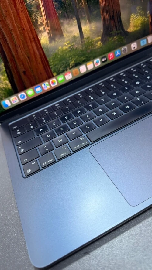 MacBook Air m2 2022 8Gb 256gb 13.3p cycle 210 90%