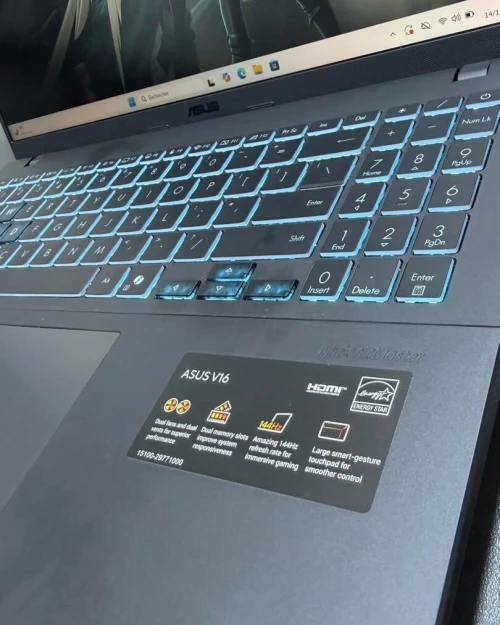 ASUS V16 2025 INTEL CORE 5 210H 2.20GHZ 32Gb DDR5  512gb NVIDIA GEFORCE RTX 4050 6GB 16p FHD 144HZ