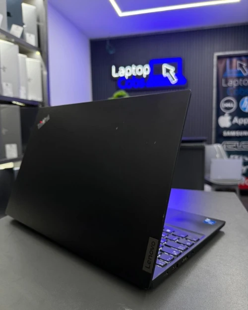 LENOVO THINKPAD E15 i5-1135G7 16Gb DDR4 512Gb Nvme INTEL IRIS Xe Graphics 4gb 15.6 FHD