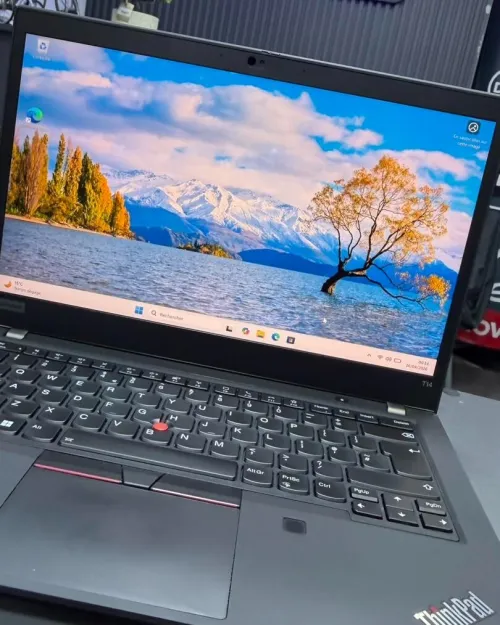 LENOVO THINKPAD T14 INTEL i5-1135G7 up to 4.4GHZ  24GB DDR4 512GB SSD NVME INTEL IRIS XE GRAPHICS ECRAN 14. INCH 4K IPS