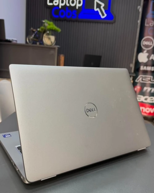 DELL LATITUDE 5450 INTEL ULTRA 5 RAM  8GB DDR5 DISK  512GB SSD nvme INTEL R GRAPHICS  ECRAN 14-INCH FHD+
