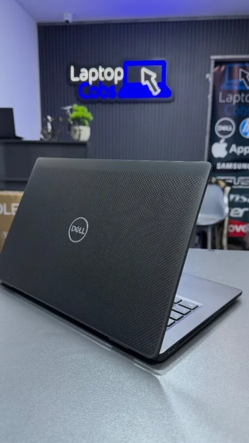DELL LATITUDE 7430    INTEL I5-1245U RAM 32GB DDR4 DISK 512GB SSD nvme INTEL IRIS XE GRAPHICS ECRAN 14P FHD