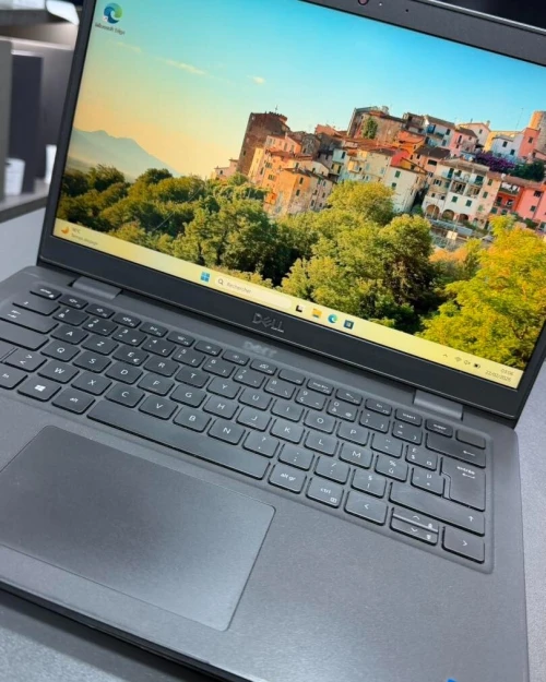 DELL LATITUDE 3420  INTEL I5-1135G7 2.40GHZ up to 4.2ghz RAM 8GB DDR4 DISK 512GB SSD nvme INTEL IRIS XE GRAPHICS ECRAN 14P FHD
