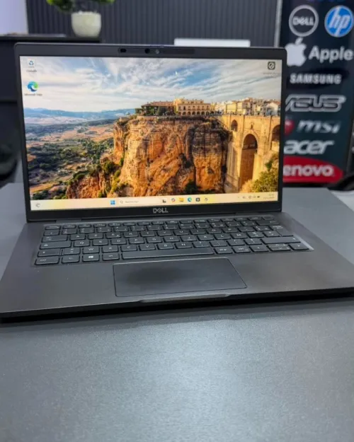 DELL LATITUDE 7320 i5 1145G7 2.60GHZ 16Gb DDR4 256gb SSD INTEL IRIS XE GRAPHICS ECRAN 14p  FHD 