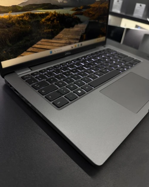 DELL LATITUDE 5440 i5-1345U 1.60Ghz 16Gb DDR5 extnsibl 256Gb Nvme INTEL IRIS XeGRAPHICS 4gb 14FHD