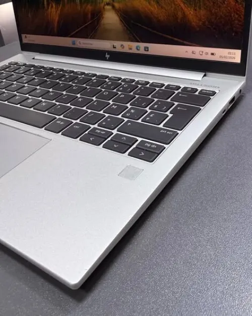 HP ELITEBOOK 835 G9 AMD RZN 5pro 6650U upto 4.5ghz 16g ram 256ssd nvme 13.3"WUXGA