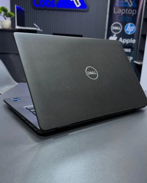 DELL LATITUDE 7430 tactile i7-1270P 12eme 16gb ddr5 1000gb ssd IRIS XE GRAPHICS  ECRAN 14 2K