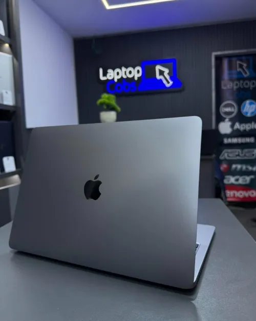 MACBOOK AIR M1 2020 JAMAIS UTILISÉ PUCE M1 8GB 256GB SSD ECRAN 13.3 retina 2.5k