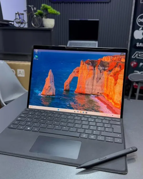 SURFACE PRO 9 INTEL I5-1235U 2.50ghz RAM 8GB DDR4 DISK  256GB SSD nvme INTEL IRIS XE GRAPHICS