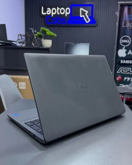 DELL LATITUDE 3540 INTEL I5-1235U 1.3GHZ up to 4.4ghz RAM  16GB DDR4 DISK  512GB SSD nvme ECRAN 15.6P FHD+