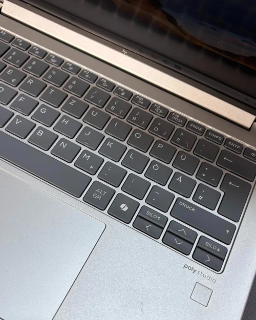 HP ELITEBOOK 640 G11 INTEL CORE ULTRA 5 135U 1.60GHz UP TO 4.40GHz 16GB DDR5 256 SSD NVME INTEL R GRAPHICS ECRAN 14 INCH FHD PLUS