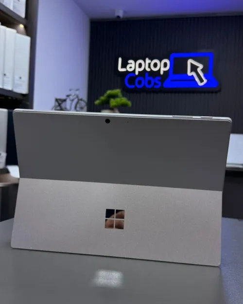 MICROSOFT SURFACE PRO 7 INTEL I5-1035G4 1. GHz up to 3.7GHZ 8GB DDR4  256GB SSD NVME  INTEL IRIS XE GRAPHICS ECRAN 12.5 INCH 3K