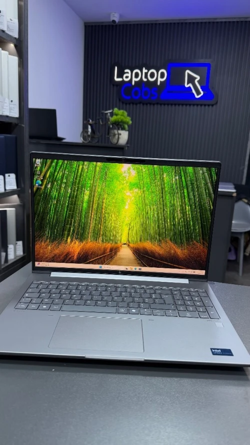 HP ZBOOK POWER G11 16 INCH STATION TRAVAIL INTEL ULTRA 7 165H up to 5.0ghz RAM 32GB DDR5 DISK 512GB SSD nvme NVIDIA RTX 1000 ADA 6GB ECRAN 16INCH QHD 3K 120HZ