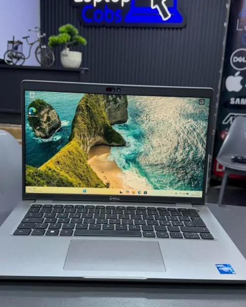 DELL LATITUDE 5440 INTEL i5-1345U 1.6GHZ up to 4.7GHZ  16gbGB DDR4   512GB SSD nvme INTEL IRIS XE GRAPHICS ECRAN 14-INCH FHD  PLUS