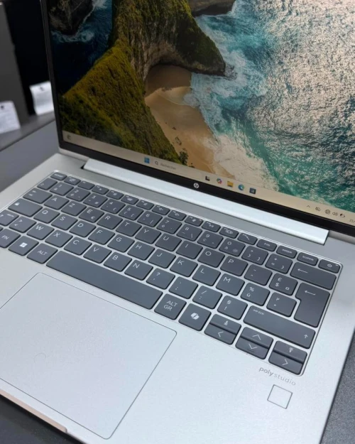 HP PROBOOK 440 G11 ULTRA 7 155U 16GB DDR5 256Gb SSD INTEL (R) GRAPHICS  ECRAN 14P  FHD
