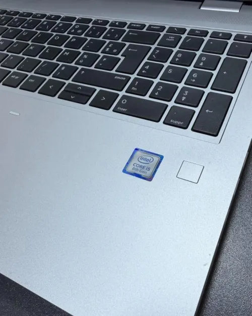 HP PROBOOK 650 G5 INTEL i5-8265U 1.80GHZ RAM 8GB DDR4 DISK  256GB SSD INTEL UHD GRAPHICS 15.6P FHD