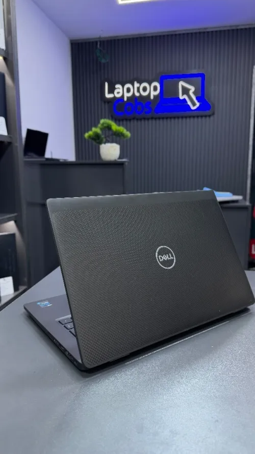 Dell latitude 7420 i7-1185G7 ( 11eme ) 16gb 512Gb sas INTEL IRIS XE GRAPHICS 14 pouce FHD