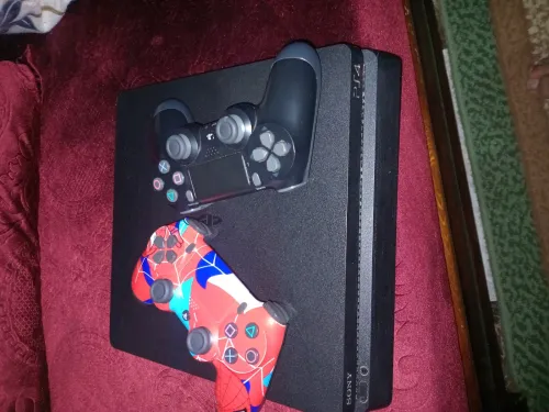PS 4 slim