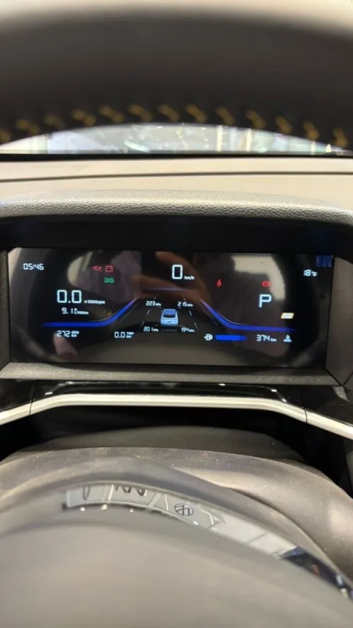 Geely Coolray 2025 