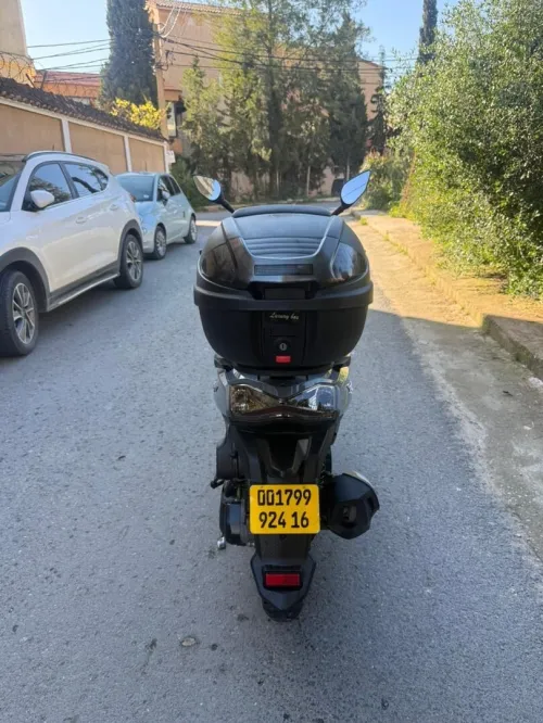Sym St 200 2024