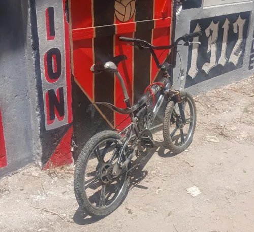 دراجة هوائية BMX كوبرا