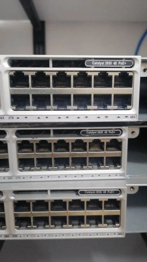 Switch Cisco Catalyst 2960 24/48 Ports PoE