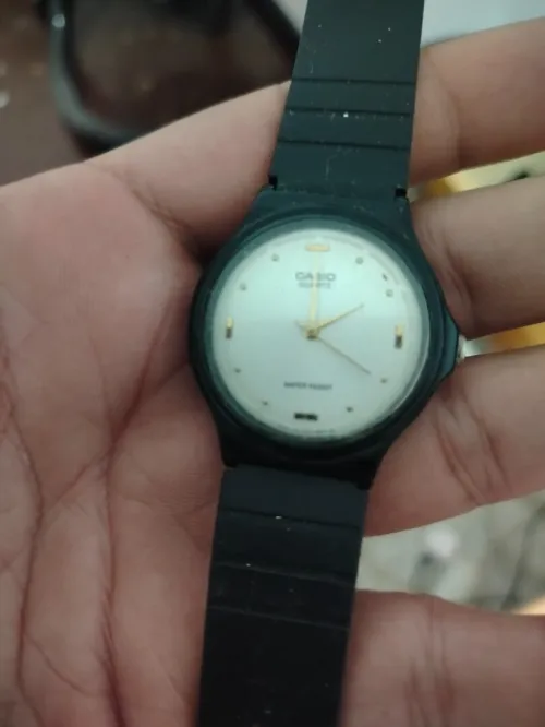 Montre casio classique original