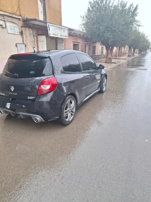 Renault Clio 3 2010 Exception