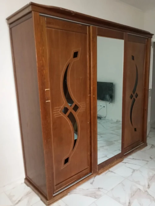 Armoire