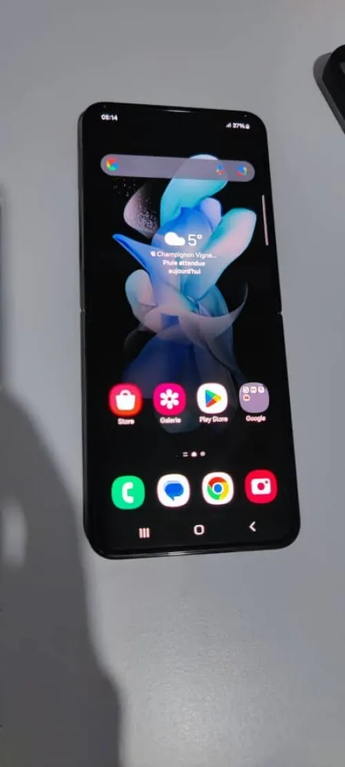 Samsung Galaxy Z Flip 4